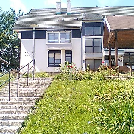 Art Apartman Plitvička Jezera 外观 照片